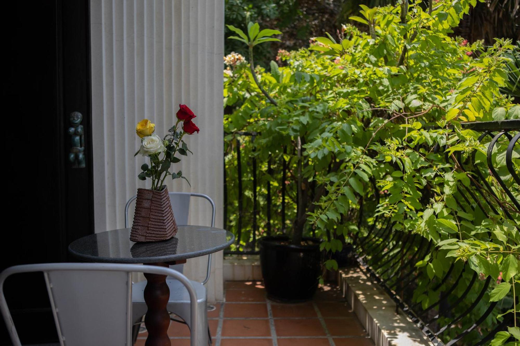 La Rose Suites Phnom Penh Bagian luar foto