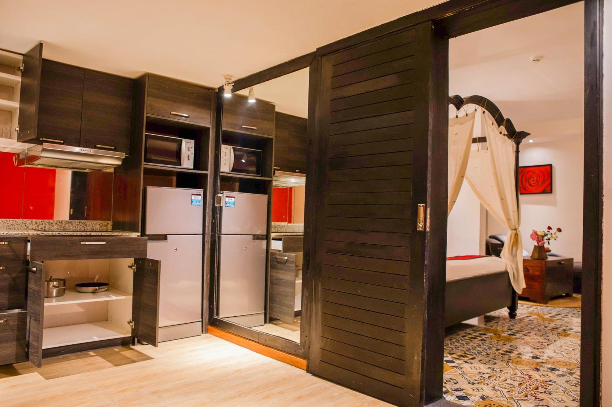 La Rose Suites Phnom Penh Bagian luar foto
