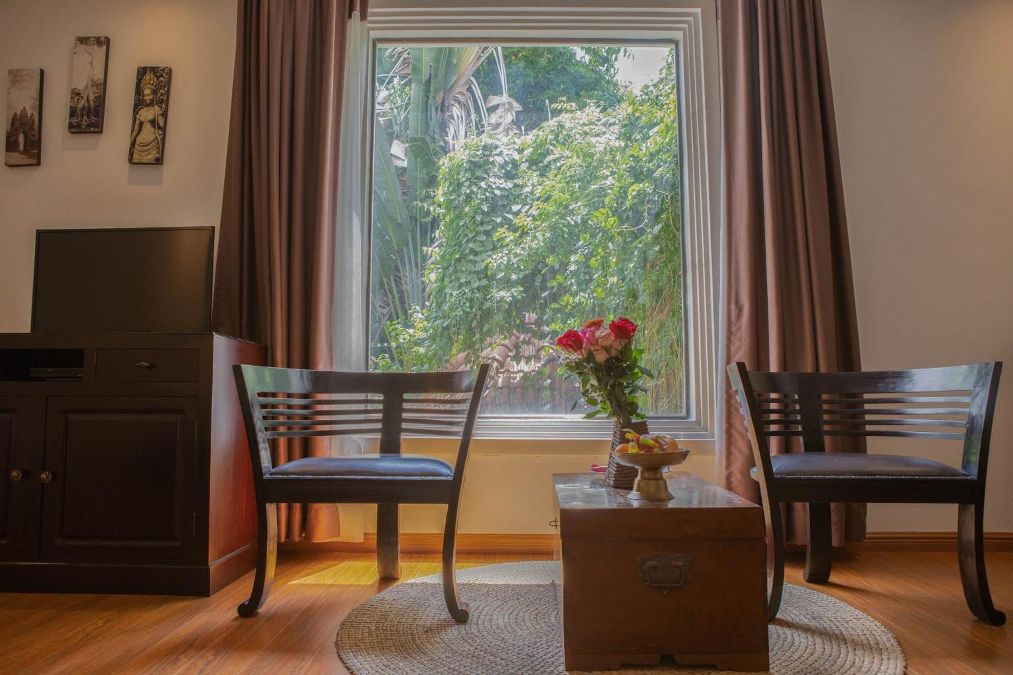 La Rose Suites Phnom Penh Bagian luar foto