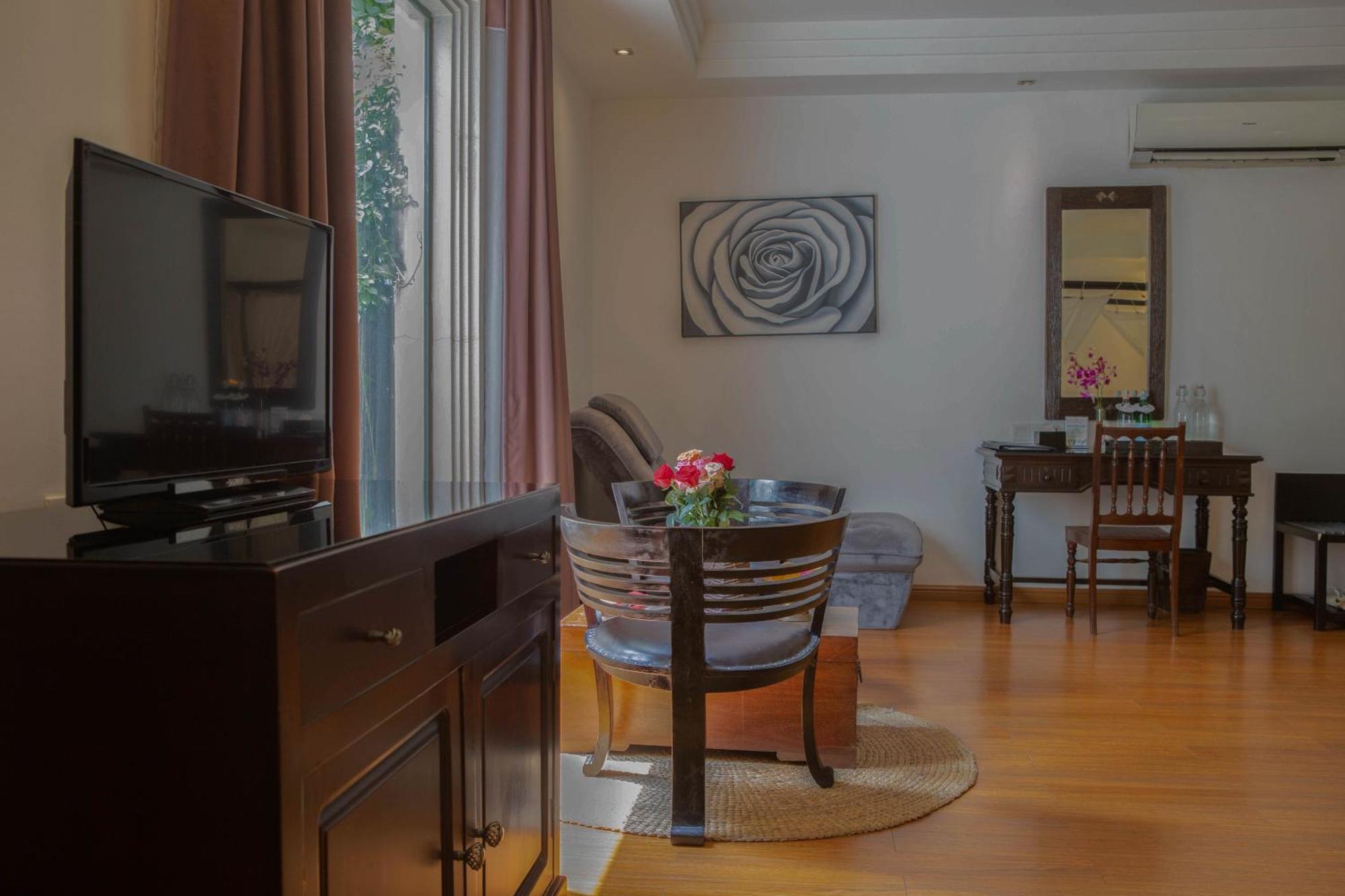 La Rose Suites Phnom Penh Bagian luar foto
