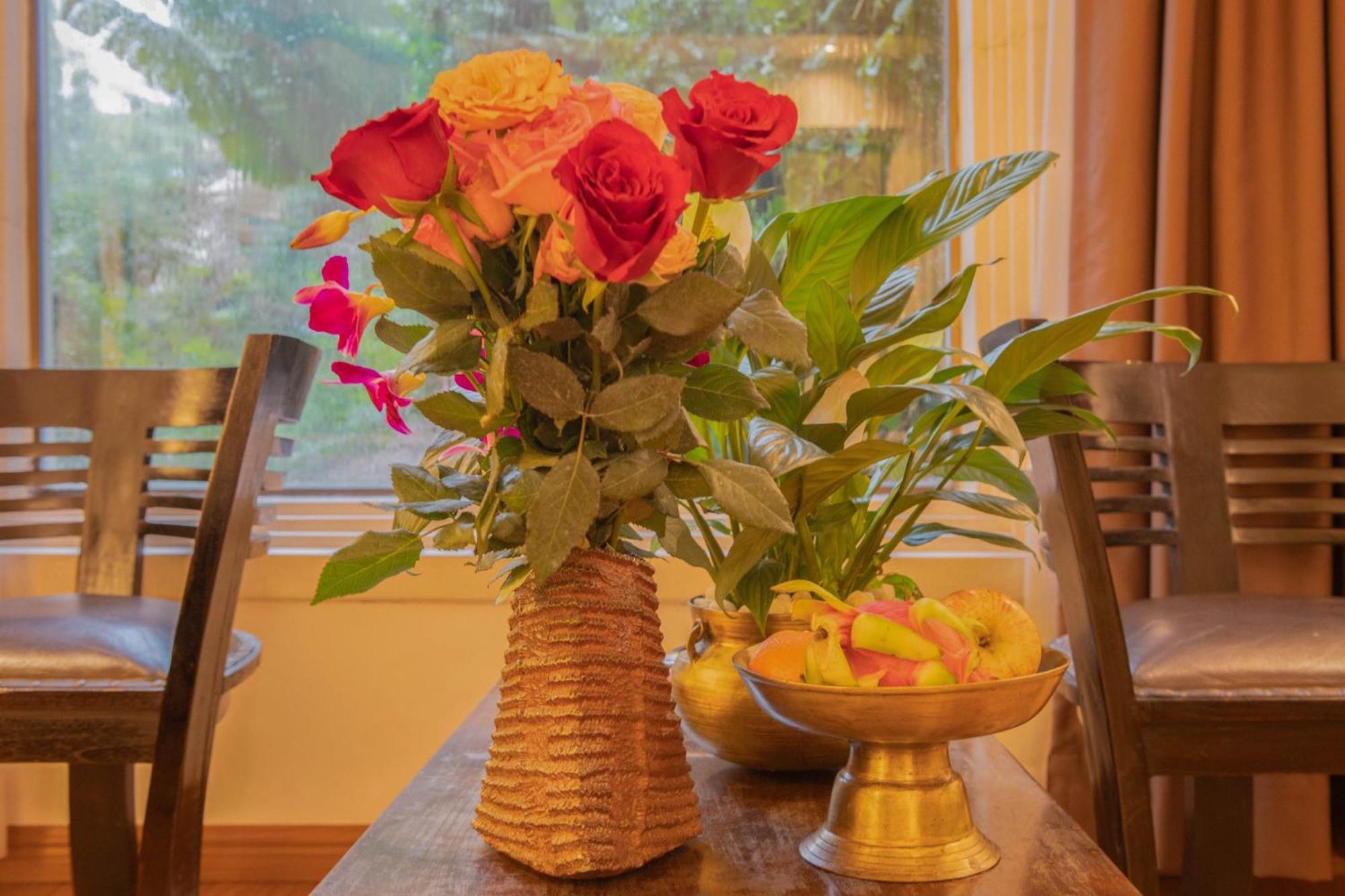 La Rose Suites Phnom Penh Bagian luar foto